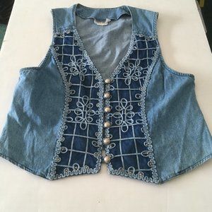 Western look vintage distressed vest loop closure buttons Saint Germain brand